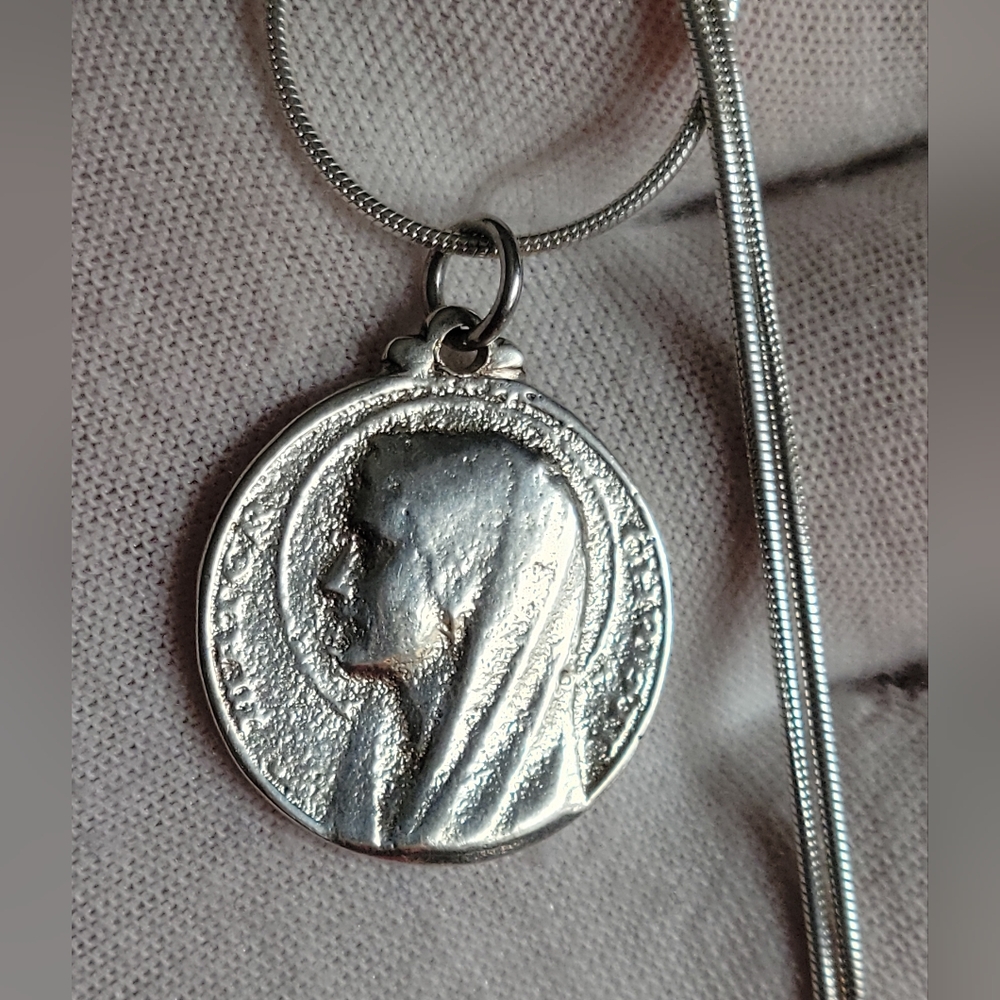 VTG Sterling Silver - Catholic Our Lady of Lourdes Necklace Pendant 4.5g